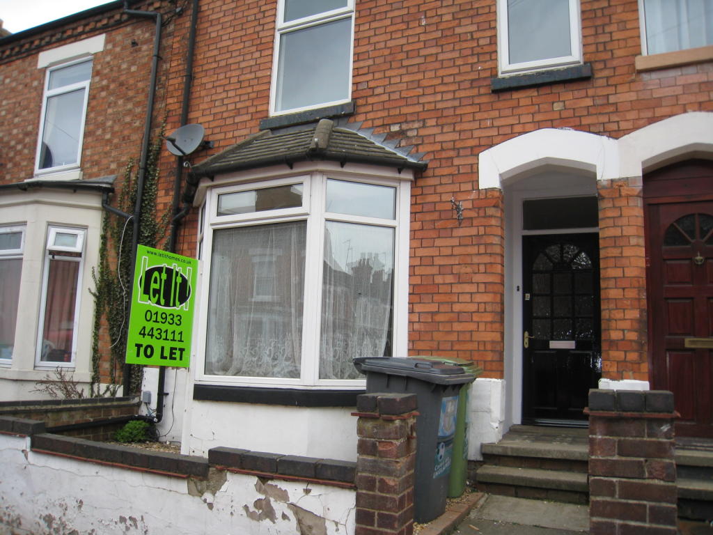 3 bed Mid Terraced House for rent in Wellingborough. From Let It! (Wellingborough) Limited - Wellingborough