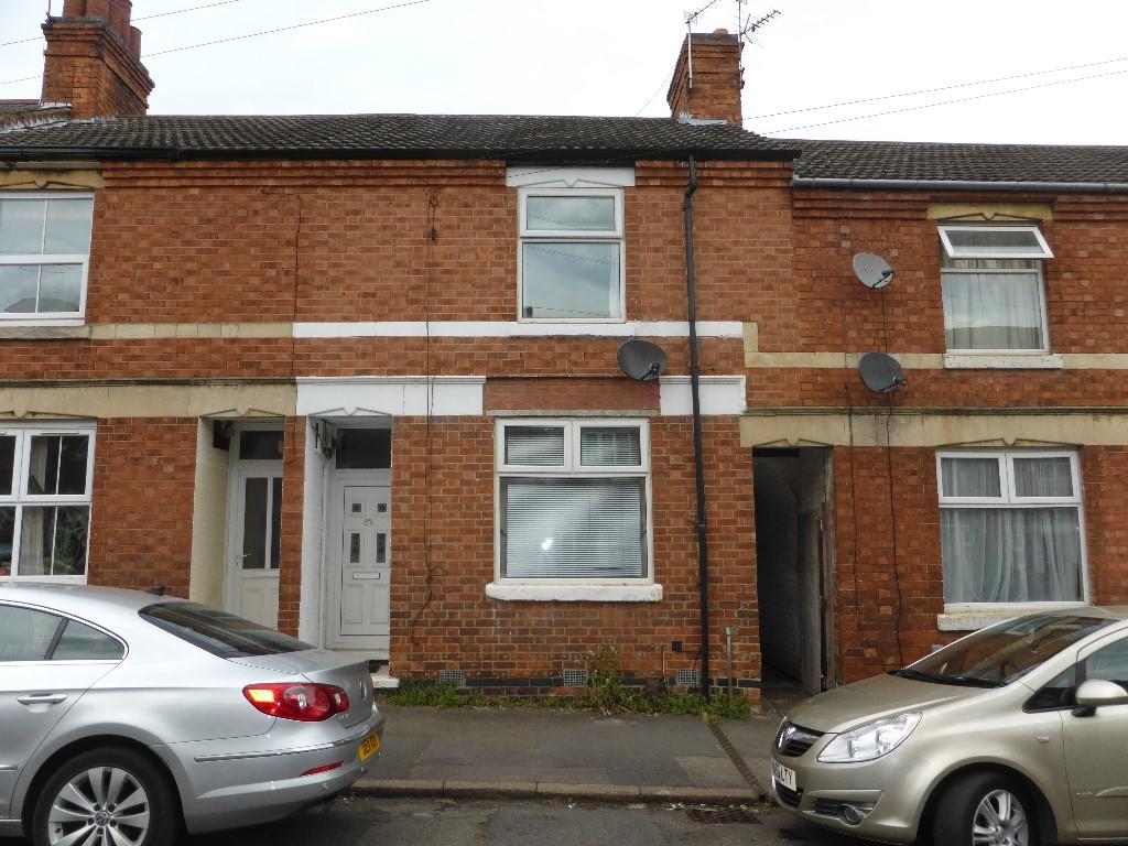 3 bed Mid Terraced House for rent in Kettering. From Let It! (Wellingborough) Limited - Wellingborough