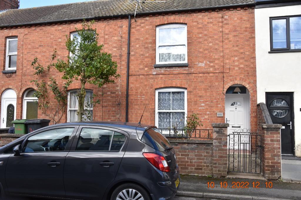 3 bed Mid Terraced House for rent in Earls Barton. From Let It! (Wellingborough) Limited - Wellingborough