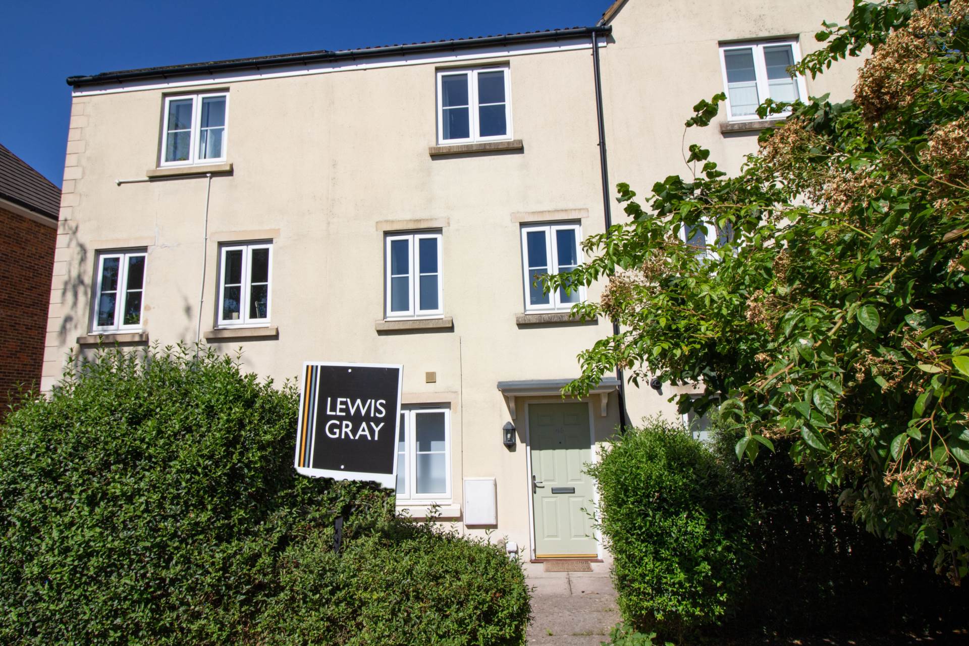4 bed Mid Terraced House for rent in Frome. From Lewis Gray 4 bed Mid Terraced House for rent in Frome. From Lewis Gray