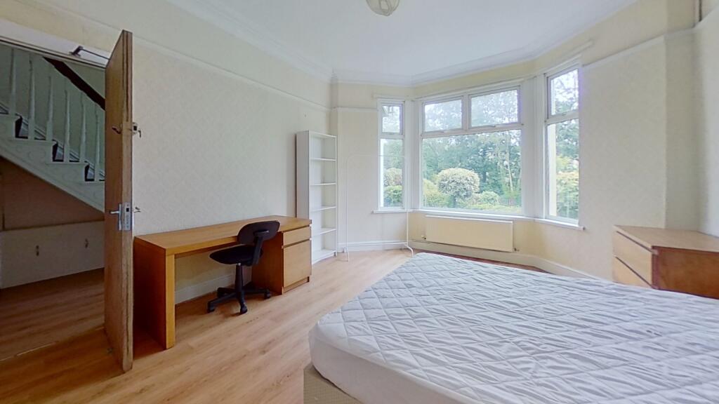 5 bed House Share for rent in Pontypridd. From Let Right Properties Ltd - Treforest