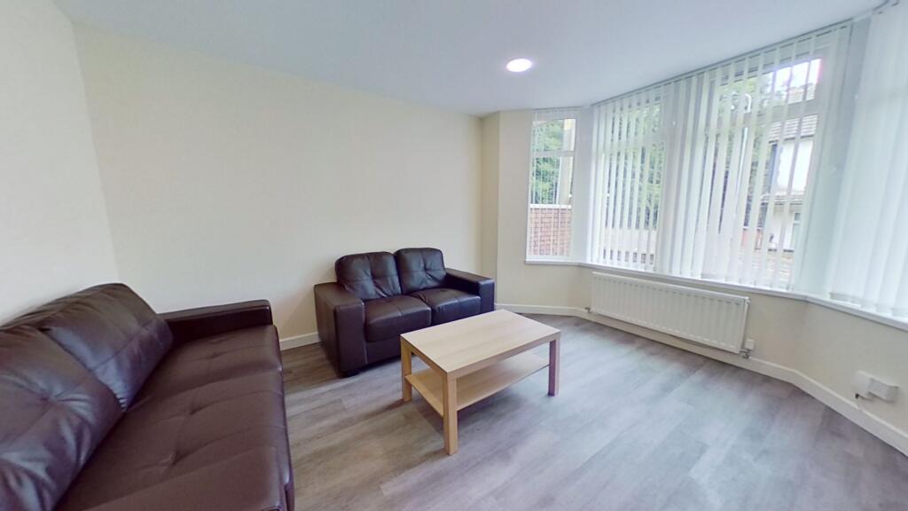 5 bed House Share for rent in Pontypridd. From Let Right Properties Ltd - Treforest