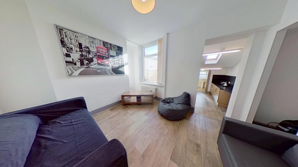 4 bed House Share for rent in Pontypridd. From Let Right Properties Ltd - Treforest