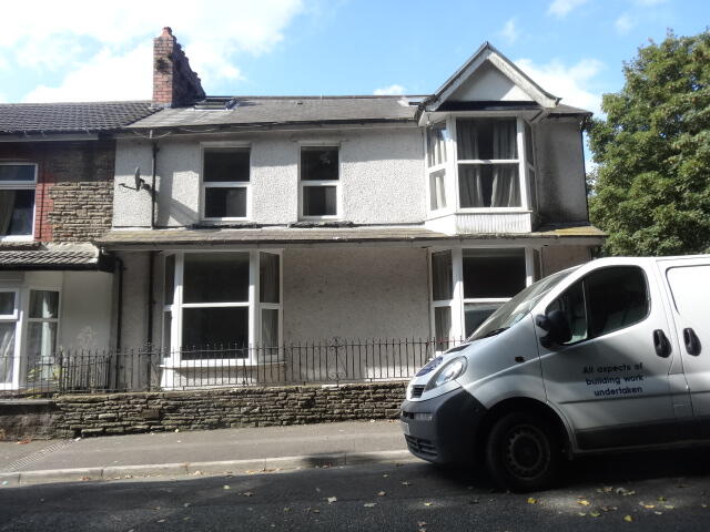 6 bed House Share for rent in Pontypridd. From Let Right Properties Ltd - Treforest