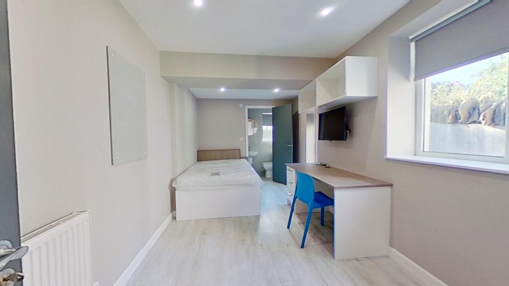 4 bed House Share for rent in Pontypridd. From Let Right Properties Ltd - Treforest