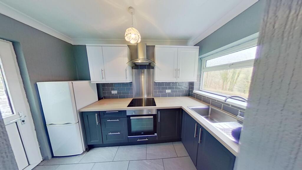2 bed Detached for rent in Ynysybwl. From Let Right Properties Ltd - Treforest