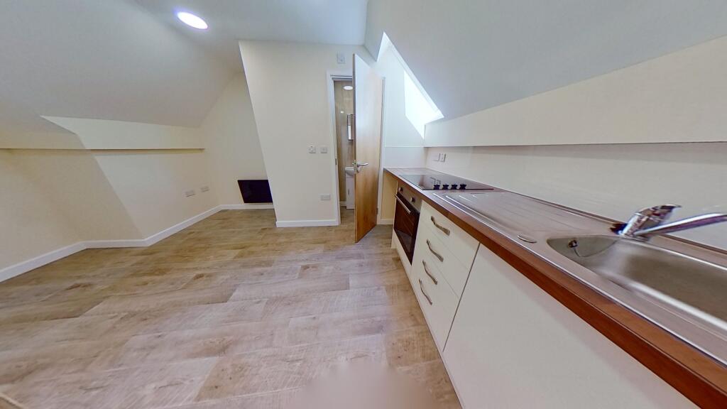 1 bed 1st Floor Flat for rent in Pontypridd. From Let Right Properties Ltd - Treforest