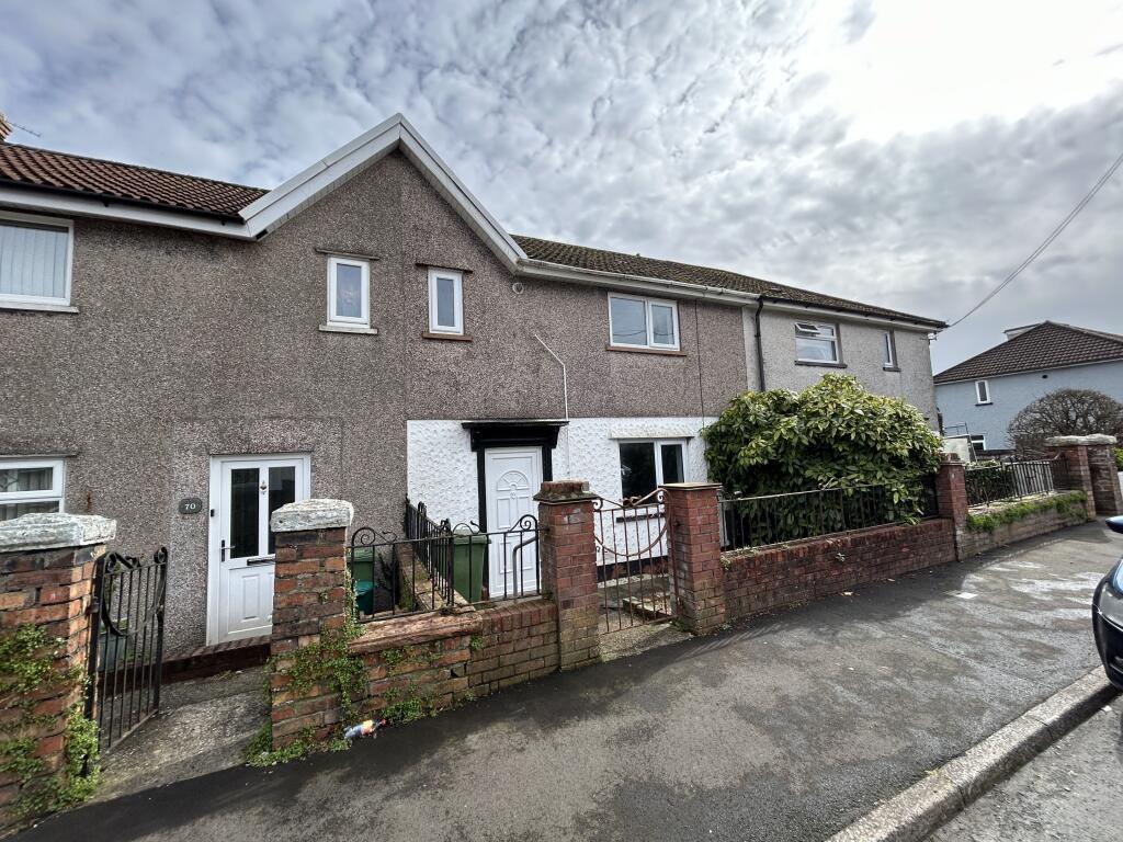 3 bed Mid Terraced House for rent in Beddau. From Let Right Properties Ltd - Treforest