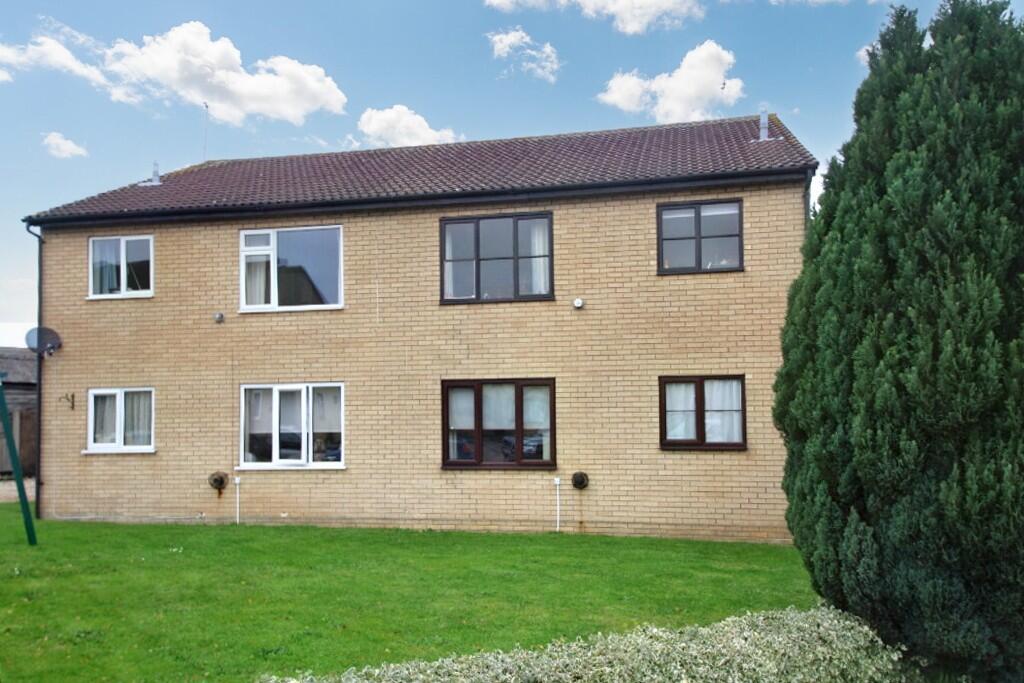 1 bed 1st Floor Flat for rent in Somersham. From Lane & Holmes - Bedford