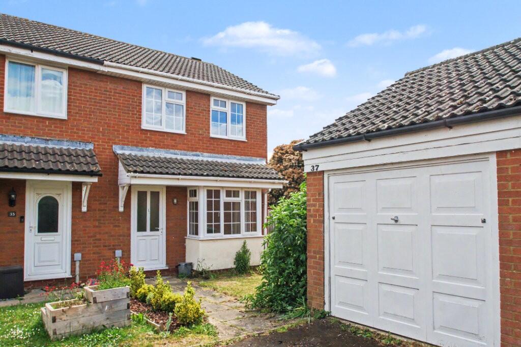 3 bed Semi Detached for rent in Huntingdon. From Lane & Holmes - Bedford 3 bed Semi Detached for rent in Huntingdon. From Lane & Holmes - Bedford