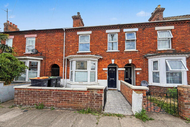 3 bed Mid Terraced House for rent in Elstow. From Lane & Holmes - Bedford 3 bed Mid Terraced House for rent in Elstow. From Lane & Holmes - Bedford