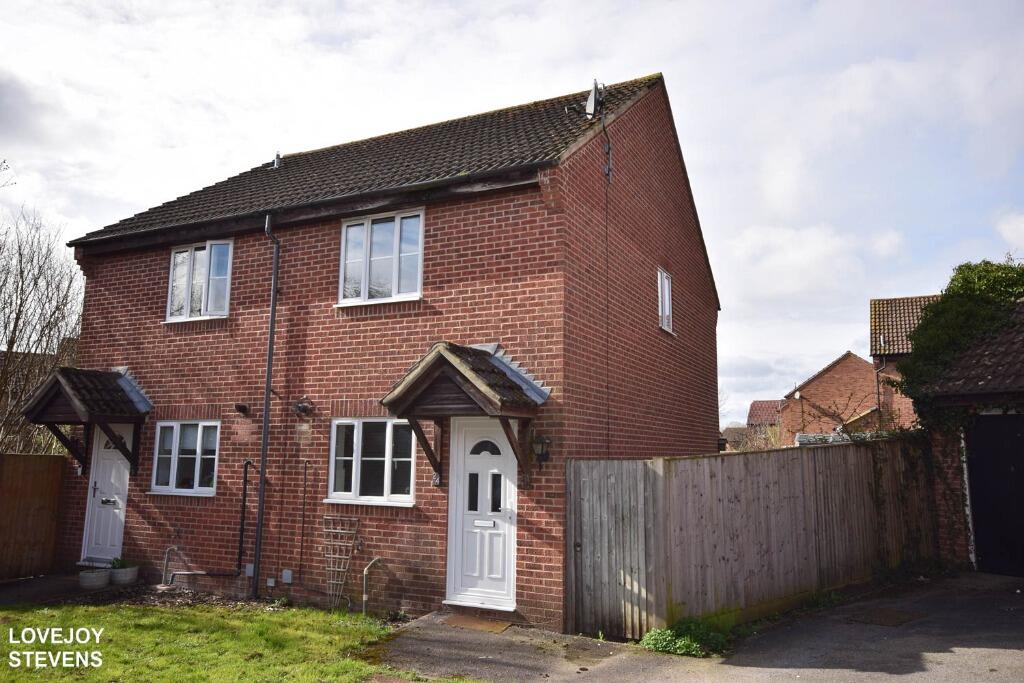 2 bed 1st Floor Flat for rent in Thatcham. From Lovejoy Stevens - Newbury