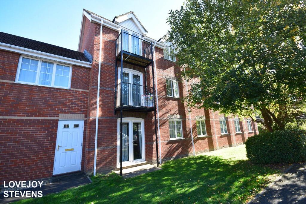 2 bed 1st Floor Flat for rent in Newbury. From Lovejoy Stevens - Newbury