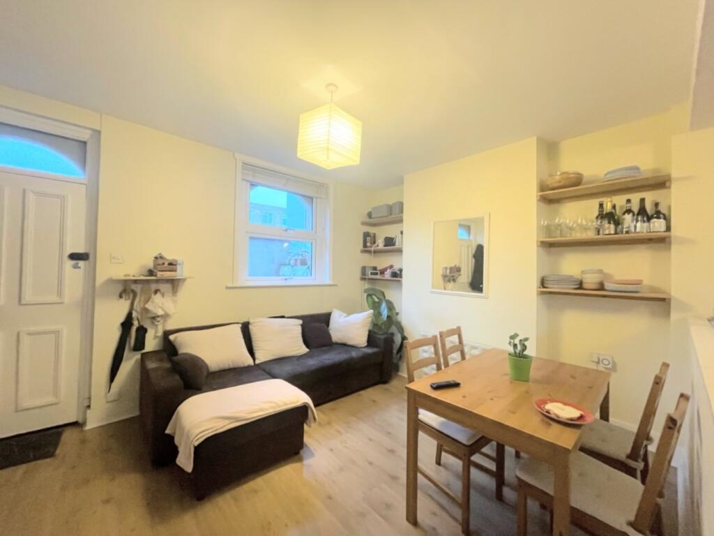 1 bed Apartment for rent in Bethnal Green. From Lloyds Residential - Bethnal Green