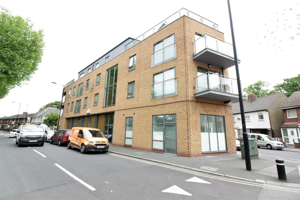 1 bed Apartment for rent in West Ham. From Lloyds Residential - Bethnal Green