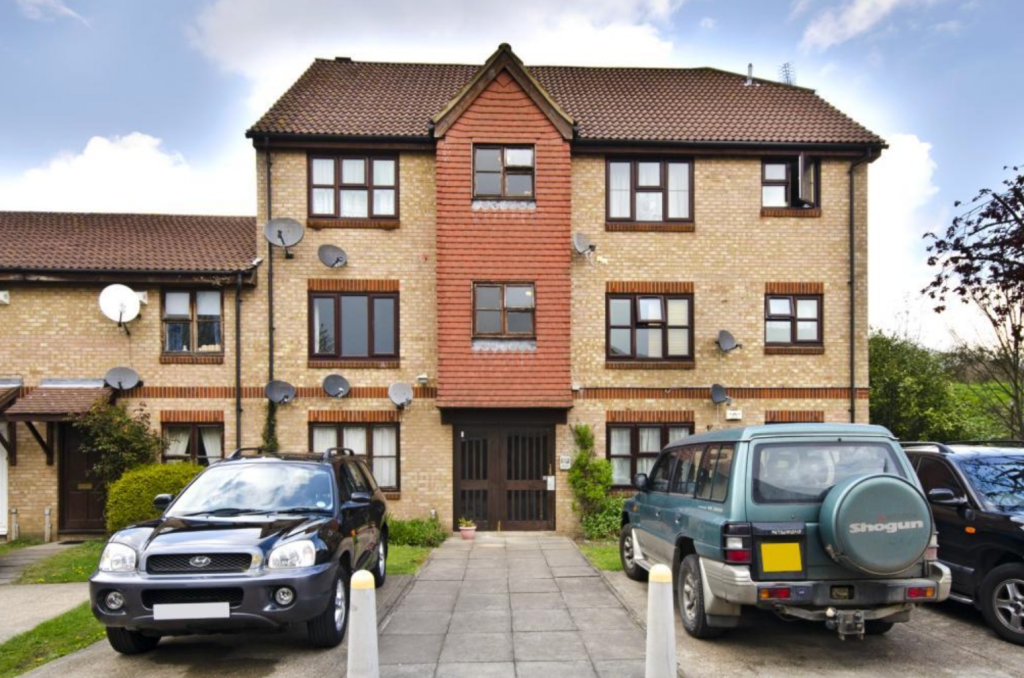 1 bed Apartment for rent in West Ham. From Lloyds Residential - Bethnal Green