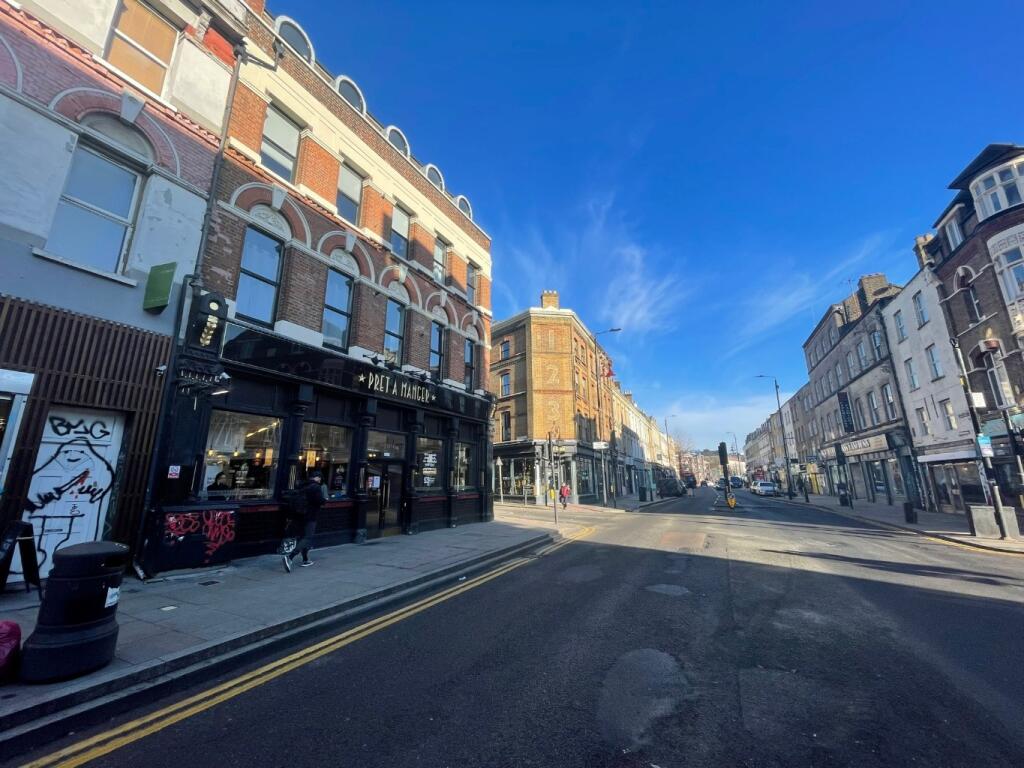 2 bed Apartment for rent in Bethnal Green. From Lloyds Residential - Bethnal Green