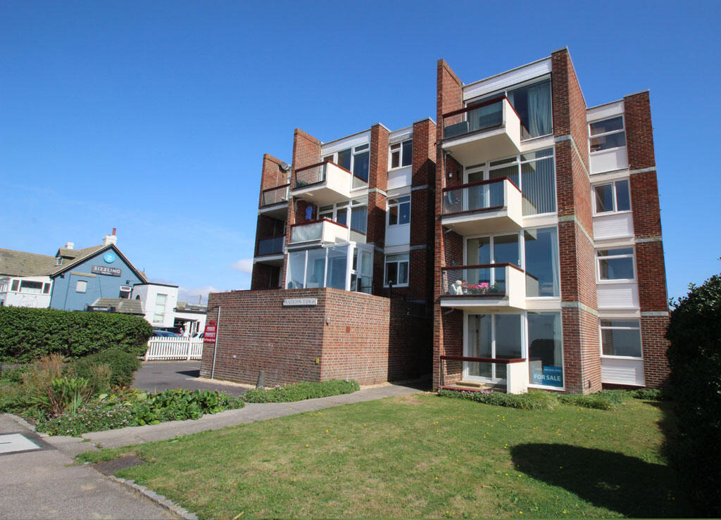 2 bed 1st Floor Flat for rent in Peel Common. From LD Property Management - Fareham