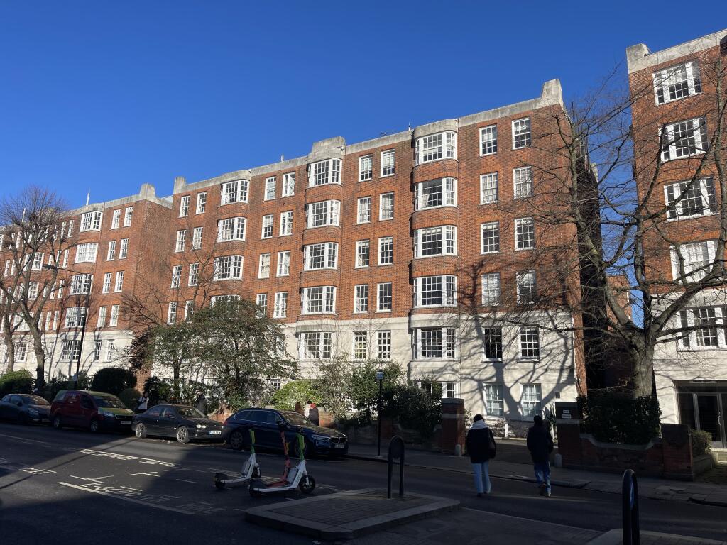 1 bed 1st Floor Flat for rent in Kensington. From London Property Zone - London