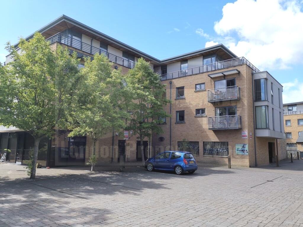 2 bed 1st Floor Flat for rent in Oxford. From London Property Zone - London