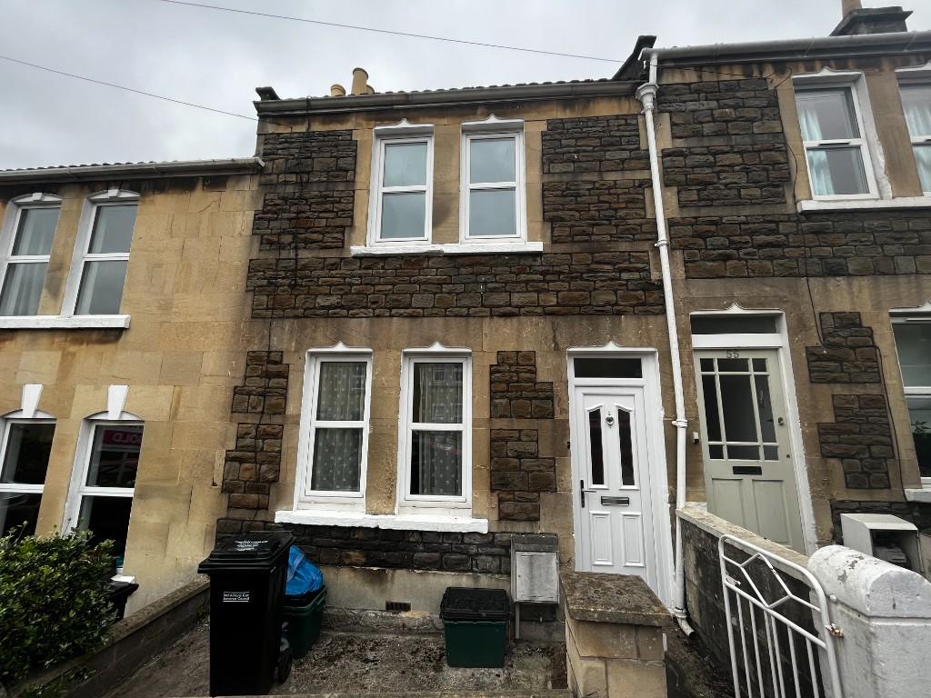 4 bed Mid Terraced House for rent in Bath. From Liane Hanks Residential - Bath