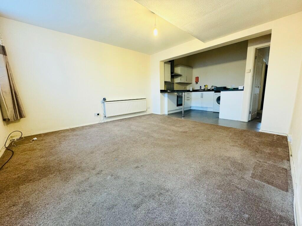 1 bed 1st Floor Flat for rent in Cockernhoe. From Luton Heights Ltd - Luton