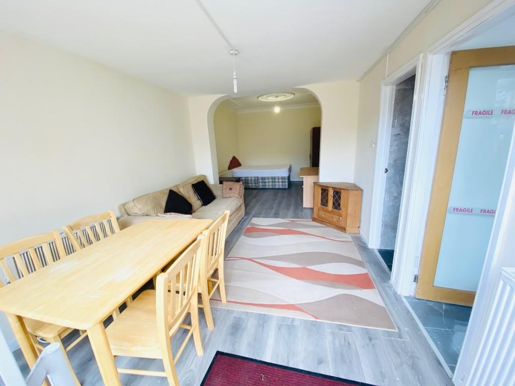 0 bed Studio for rent in Chalton. From Luton Heights Ltd - Luton