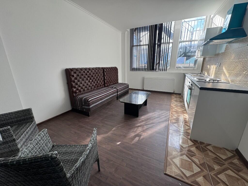 1 bed 1st Floor Flat for rent in Luton. From Luton Heights Ltd - Luton