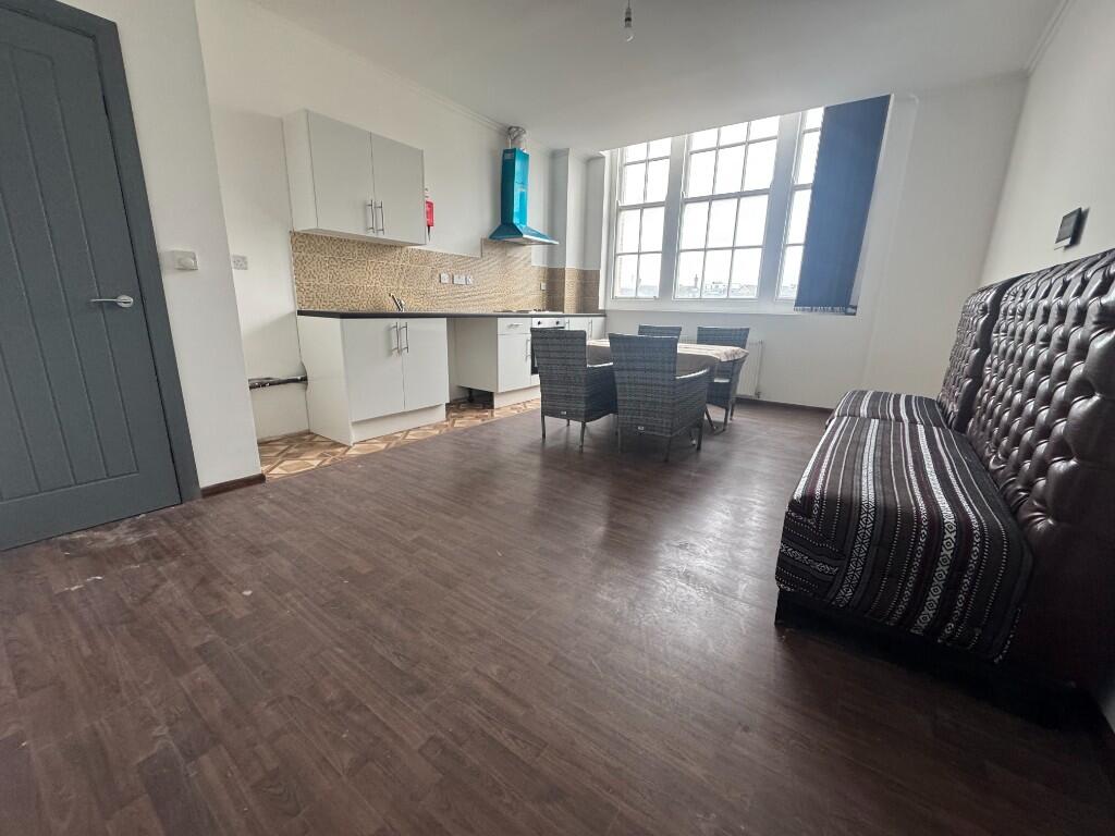 1 bed 1st Floor Flat for rent in Luton. From Luton Heights Ltd - Luton