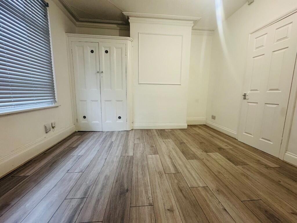 0 bed Studio for rent in Streatley. From Luton Heights Ltd - Luton