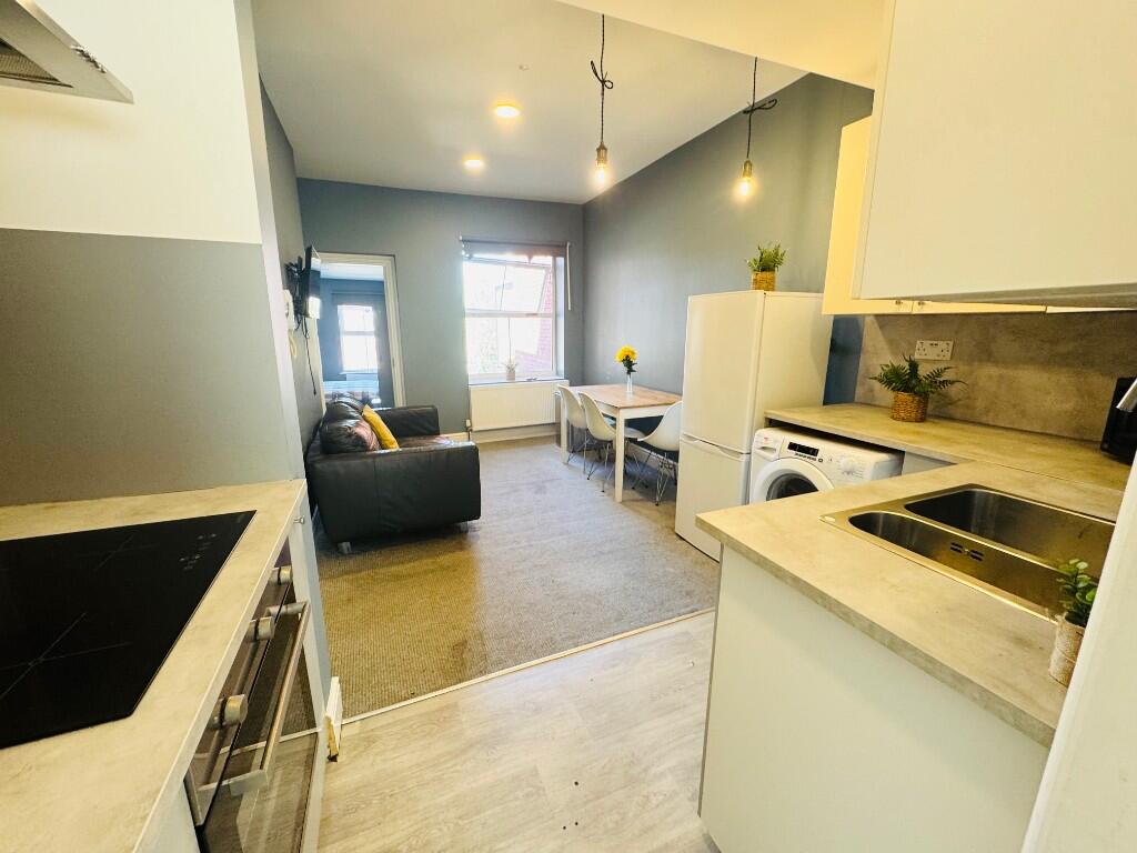 2 bed 1st Floor Flat for rent in Luton. From Luton Heights Ltd - Luton