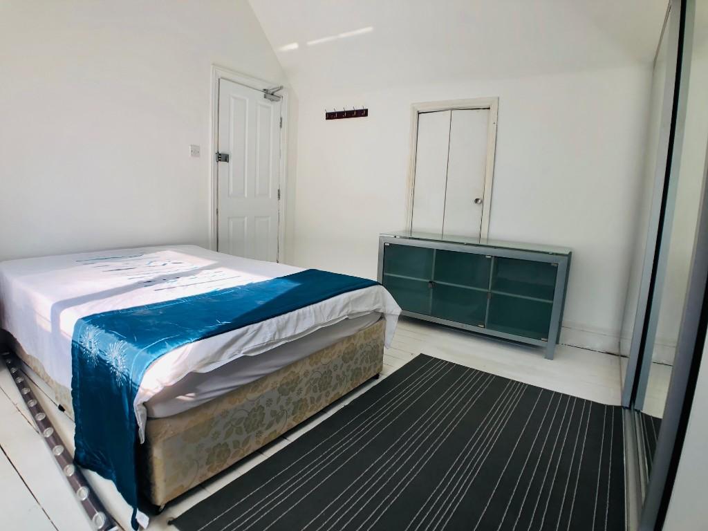 1 bed House Share for rent in Luton. From Luton Heights Ltd - Luton