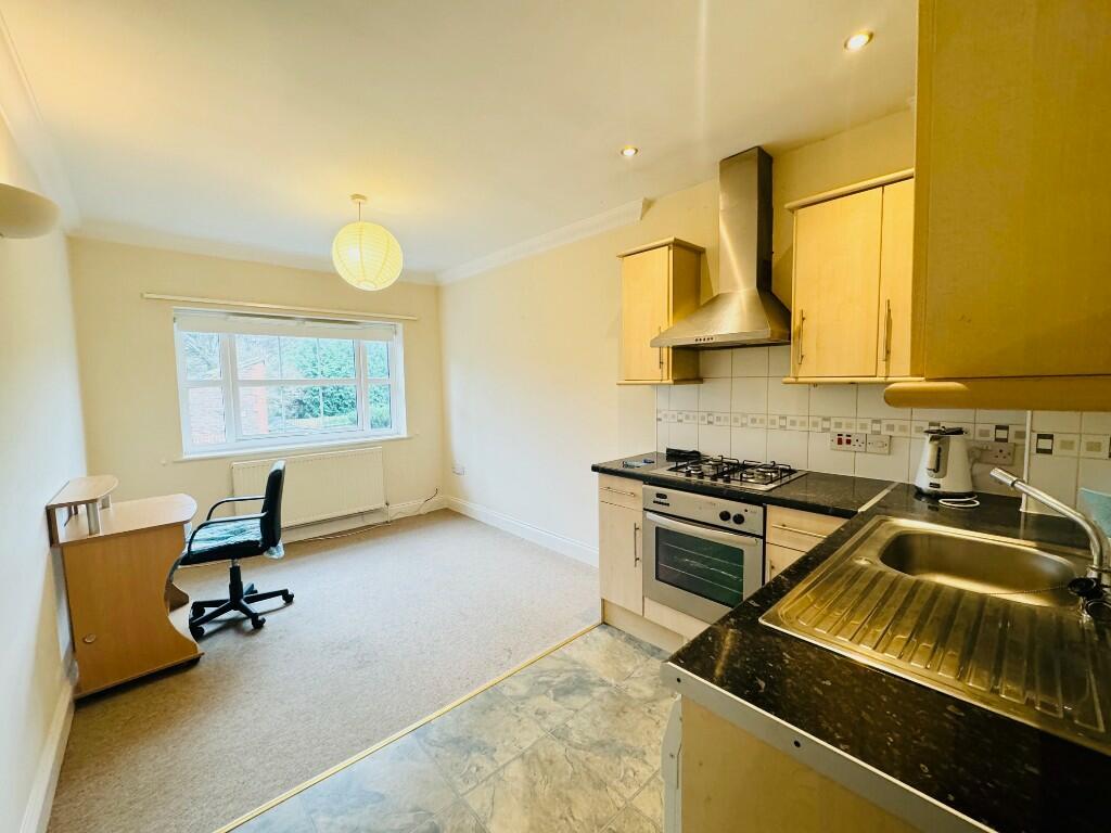 1 bed 1st Floor Flat for rent in Luton. From Luton Heights Ltd - Luton