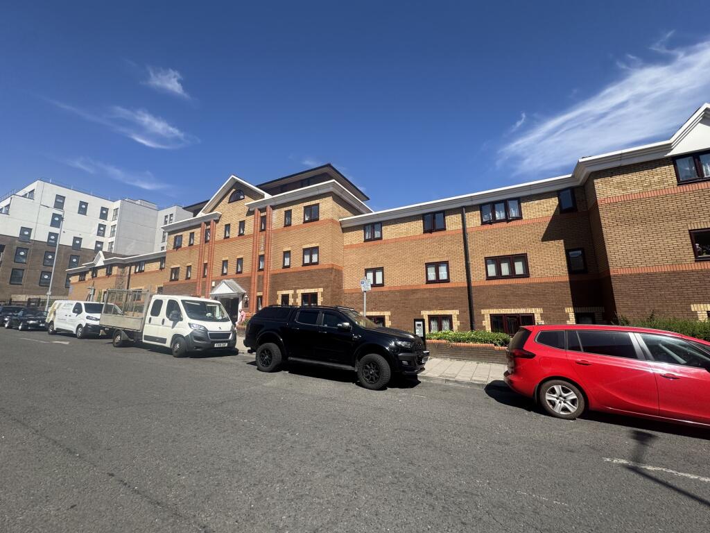 1 bed Apartment for rent in Luton. From Luton Heights Ltd - Luton