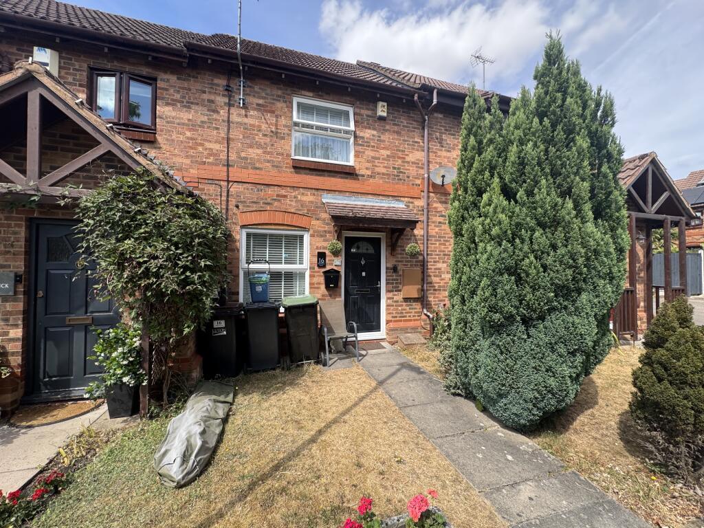 2 bed Mid Terraced House for rent in Mangrove Green. From Luton Heights Ltd - Luton