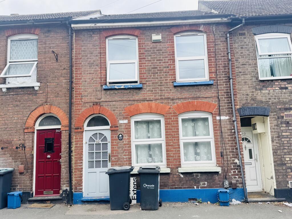 1 bed 1st Floor Flat for rent in Luton. From Luton Heights Ltd - Luton 1 bed 1st Floor Flat for rent in Luton. From Luton Heights Ltd - Luton