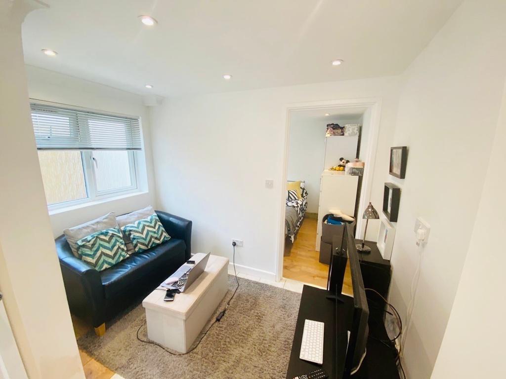 0 bed Studio for rent in Luton. From Luton Heights Ltd - Luton 0 bed Studio for rent in Luton. From Luton Heights Ltd - Luton