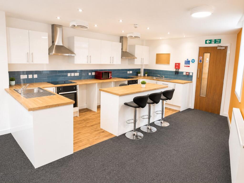 1 bed 1st Floor Flat for rent in Liverpool. From Lyons Estates Ltd - Liverpool