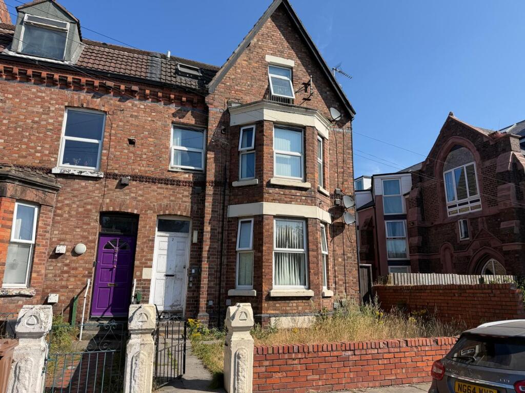 2 bed 1st Floor Flat for rent in Litherland. From Lyons Estates Ltd - Liverpool