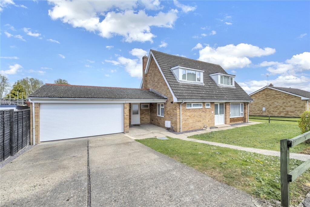 3 bed Bungalow for rent in Mundford. From Mac Estates - Brandon