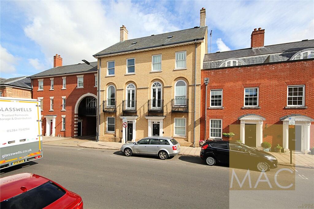 4 bed Mid Terraced House for rent in Bury St Edmunds. From Mac Estates - Brandon