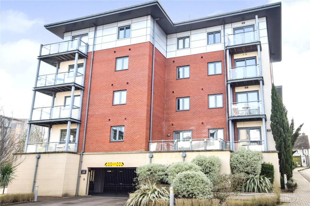 2 bed Apartment for rent in Farnborough. From Mackenzie Smith - Farnborough