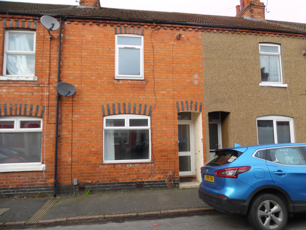 3 bed Mid Terraced House for rent in Collingtree. From Miltons - Northampton