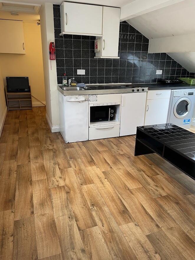 1 bed 1st Floor Flat for rent in Northampton. From Miltons - Northampton