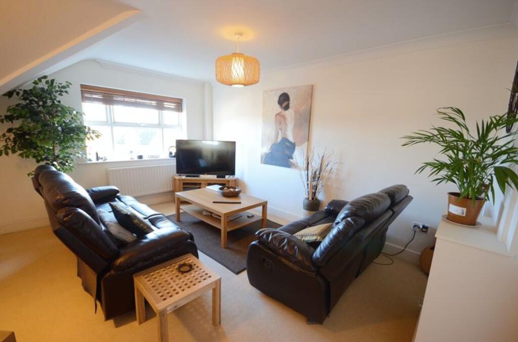 2 bed 1st Floor Flat for rent in Bournemouth. From MK Estates - Bournemouth