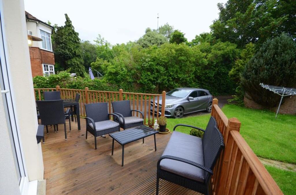 2 bed 1st Floor Flat for rent in Bournemouth. From MK Estates - Bournemouth