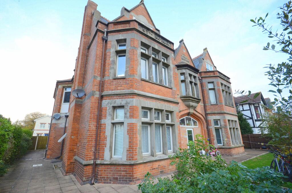 3 bed 1st Floor Flat for rent in Bournemouth. From MK Estates - Bournemouth 3 bed 1st Floor Flat for rent in Bournemouth. From MK Estates - Bournemouth
