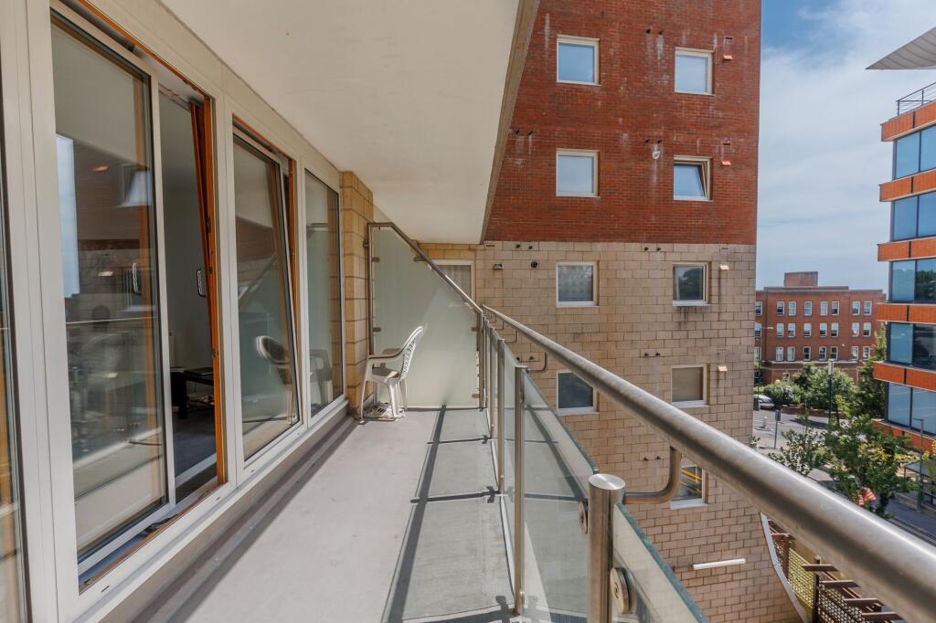 1 bed 1st Floor Flat for rent in Bournemouth. From MK Estates - Bournemouth