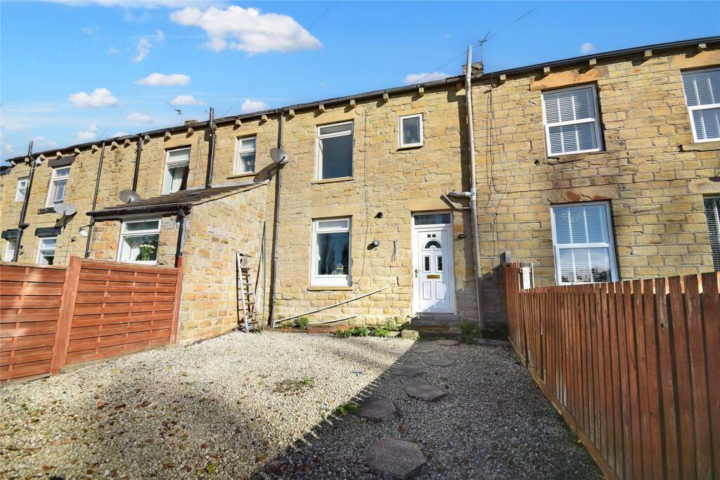 1 bed Mid Terraced House for rent in Batley. From Manning Stainton - Morley