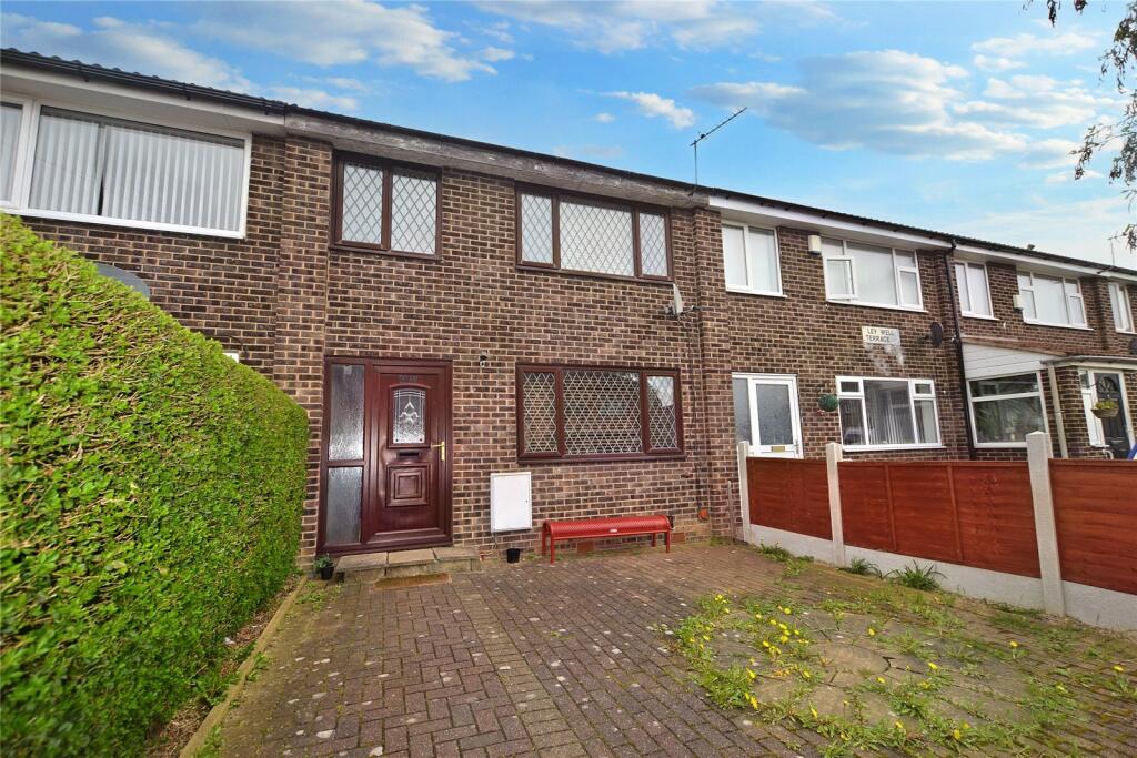3 bed Mid Terraced House for rent in Troydale. From Manning Stainton - Morley
